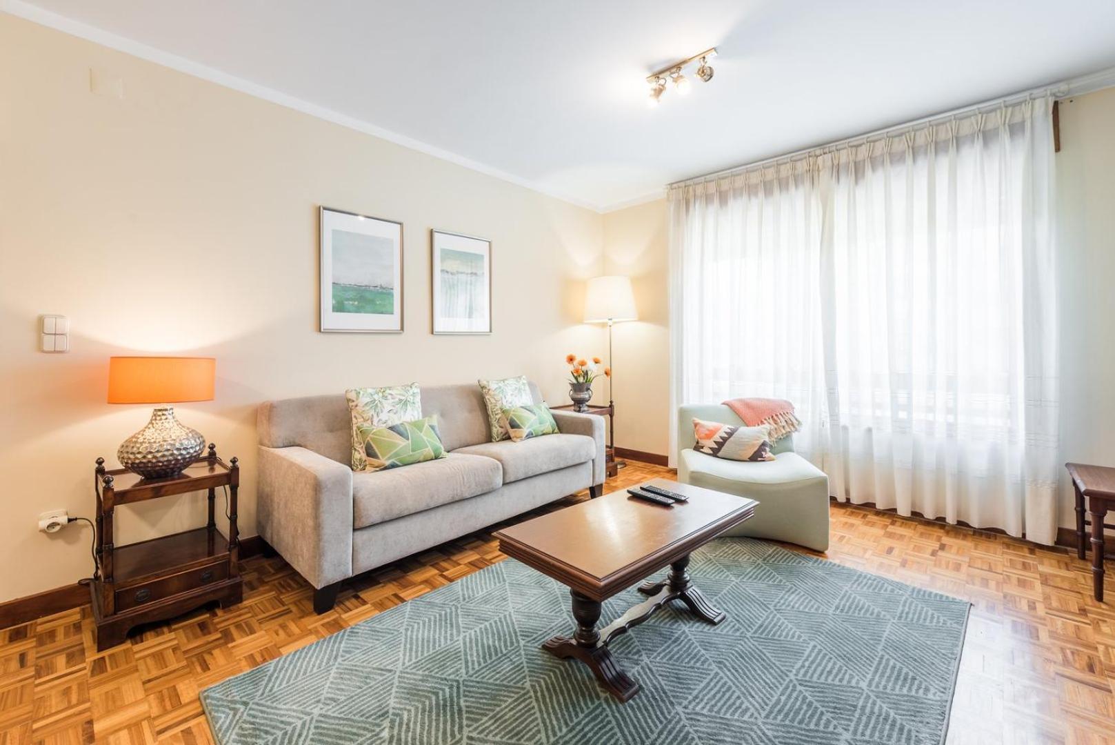 Guestready - Eclectic Haven In The Heart Of Porto Lägenhet Exteriör bild